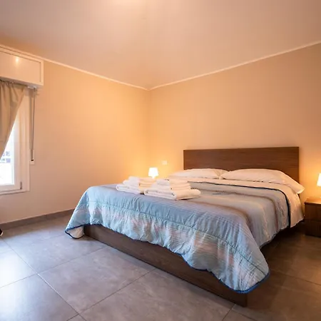 Porta Galileo L Comfort & Parking Guest house Parma