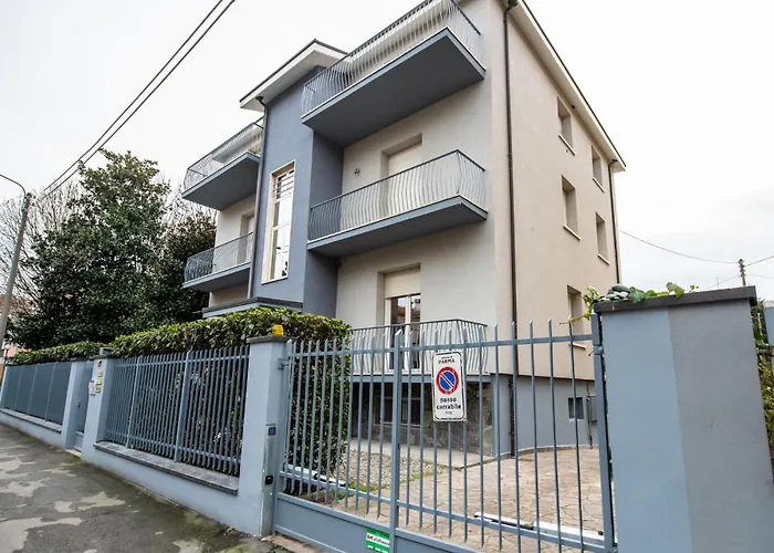 Guest house Porta Galileo L Comfort & Parking Parma