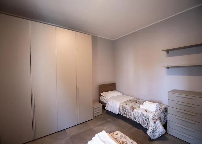 Porta Galileo L Comfort & Parking Guest house Parma