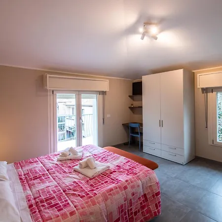 Gg12 Comfort & Parking Guest house Parma