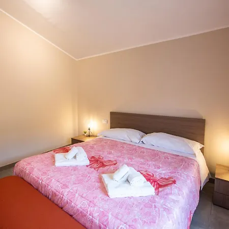 Konukevi Gg12 Comfort & Parking 3*