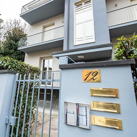 Gg12 Comfort & Parking Konukevi Parma