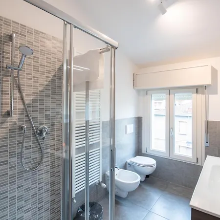 Gg12 Comfort & Parking Parma