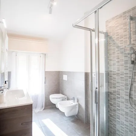 Porta Galileo L Comfort Rooms&parking